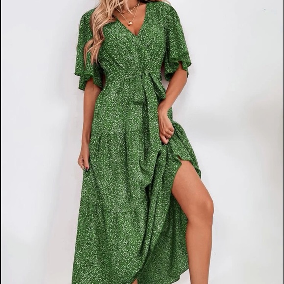 Boho butterfly sleeve belted maxi dress - Picture 5 of 7